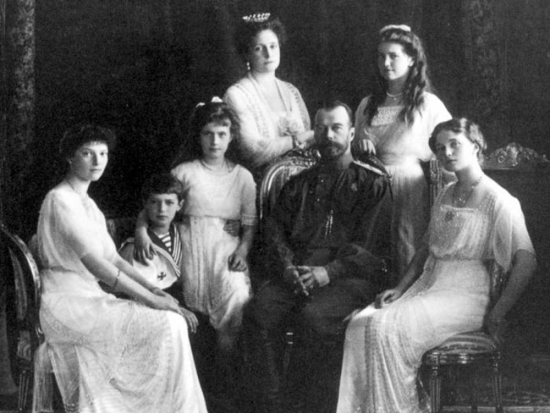 Екзекуцията на кралското семейство на Николай II: как се случи